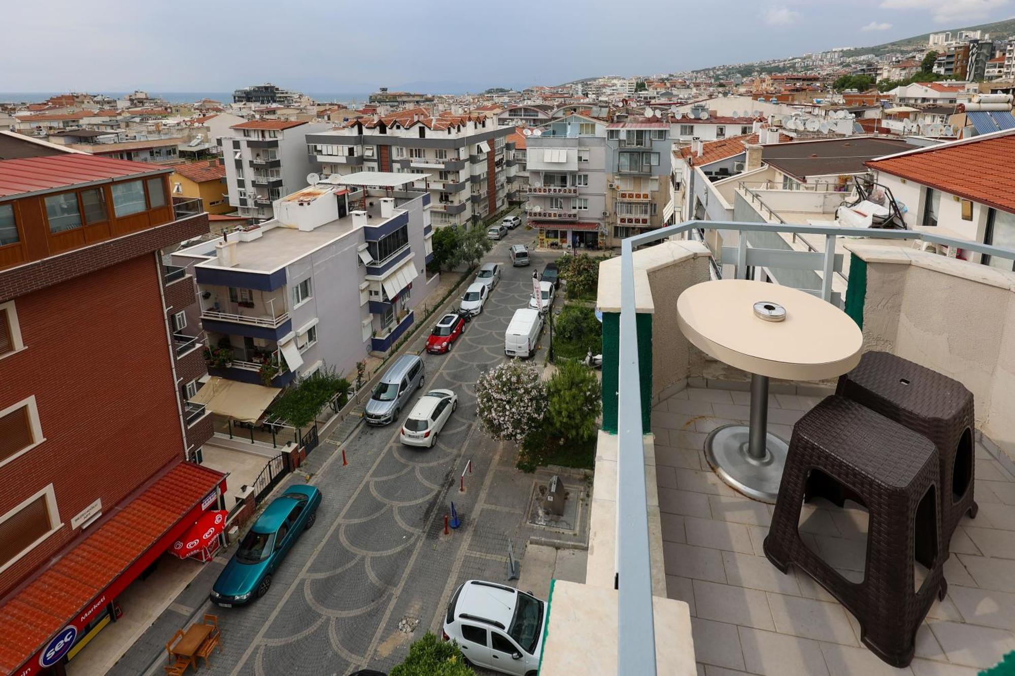 Hikmethan Otel Kusadasi Exterior photo